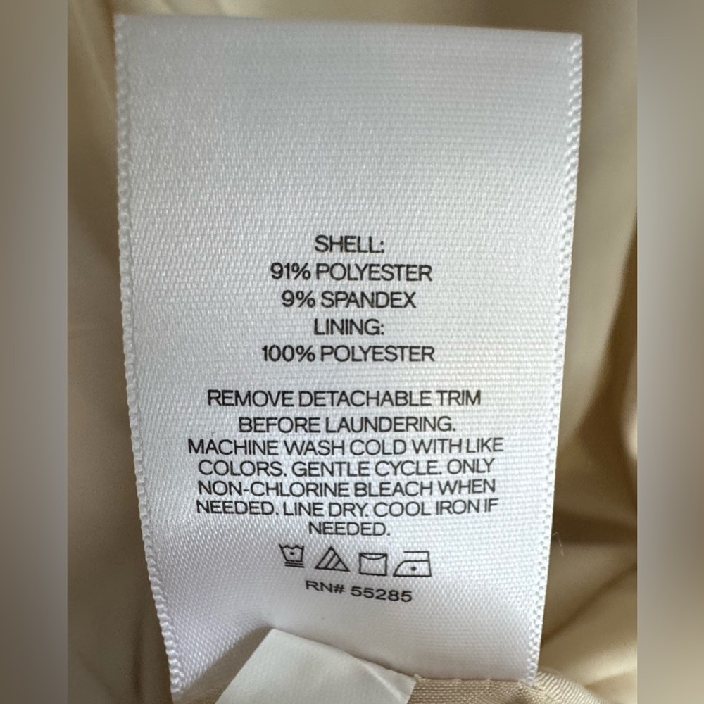 NEW Express Women’s Cream Double Breasted Removable Corsage Blazer Size XL - Picture 13 of 13